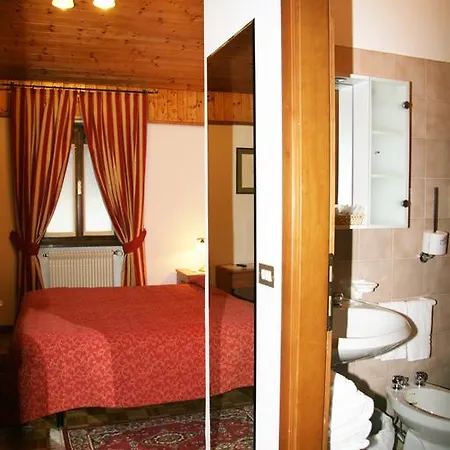 Albergo Garni Cavento Pinzolo Exterior foto
