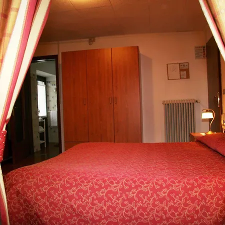 Albergo Garni Cavento Pinzolo Exterior foto