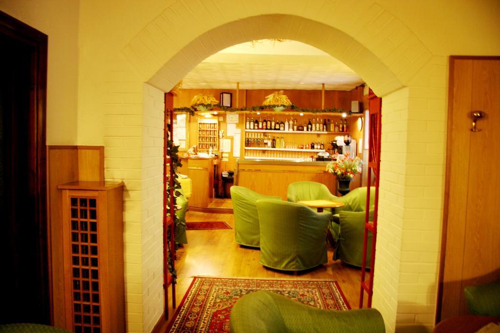 Hotel Garni Cavento 2*