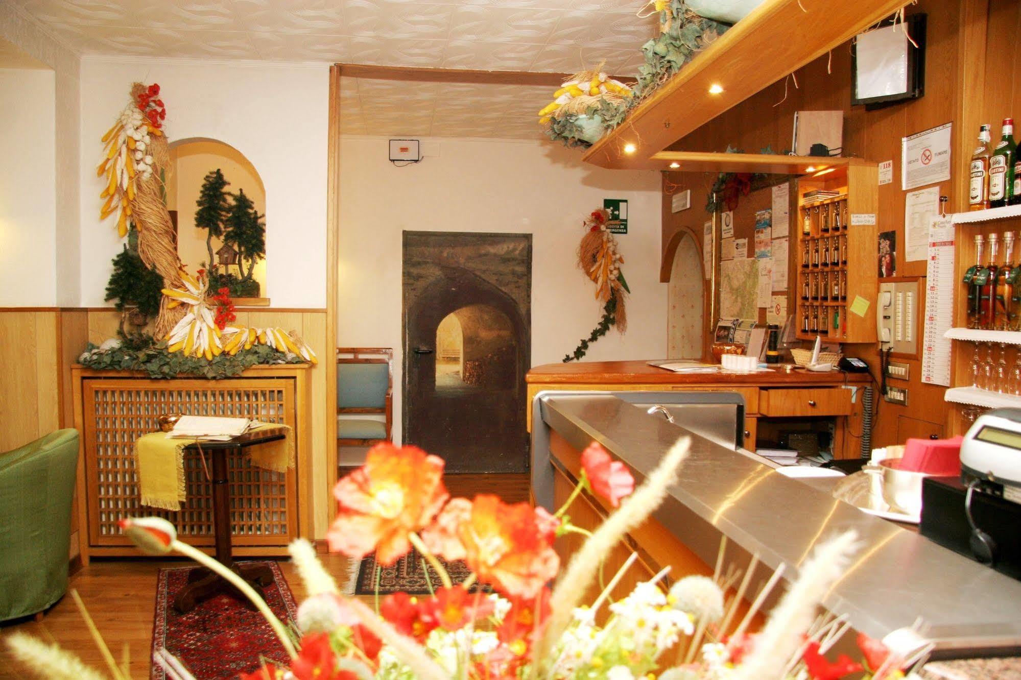 Hotel Garni Cavento 2*